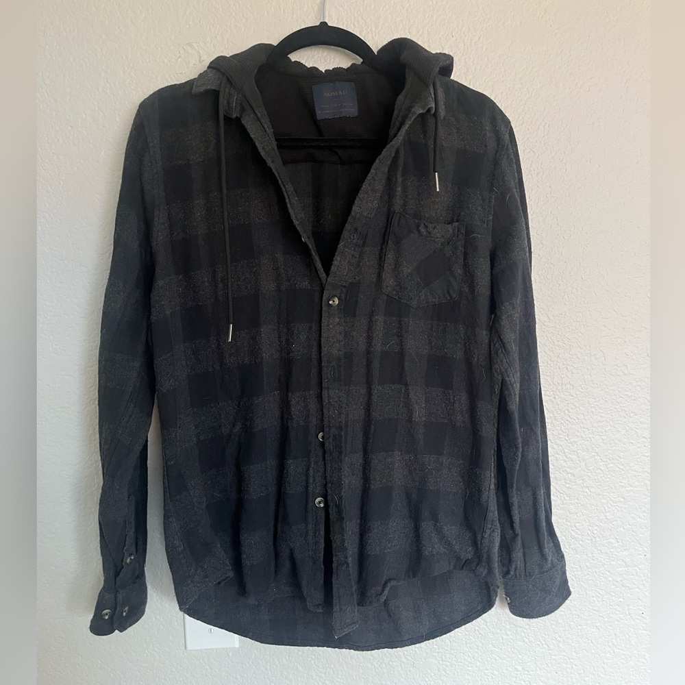 Nomad Hooded Flannel